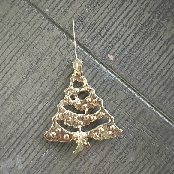 Christmas Tree Coat Pin - Picture 3 of 6